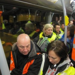 Op de bus - Toneelvereniging Plankenkoorts 